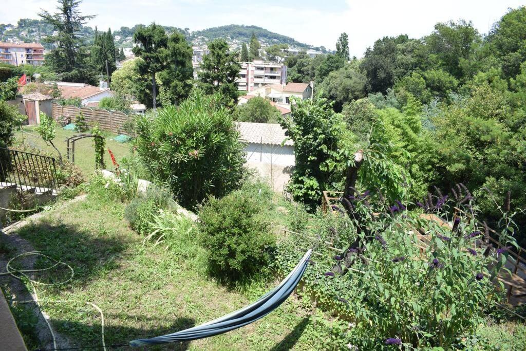 Neuf Et Independant Dans Rez-de-villa